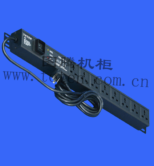 8位輸出帶防雷模塊萬能PDU（PD.0801.9100）